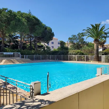 La Miougrano, 25m2, Capacite 2 Adultes Et 2 Frejus