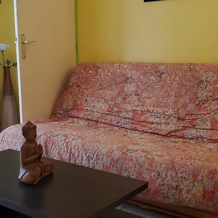 Apartment La Miougrano, 25m2, Capacite 2 Adultes Et 2 Frejus